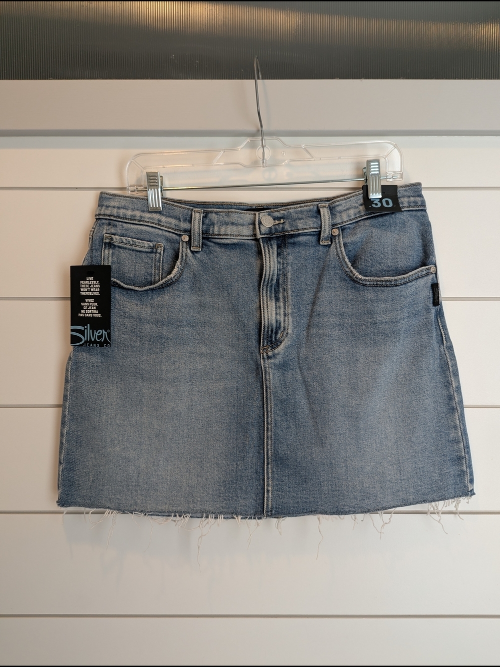 NWT Silver Denim Mini Skirt Size 30 Raw Hem Light Wash Distressed Spring